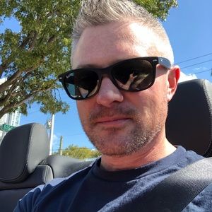 Meet your Posher, Chris